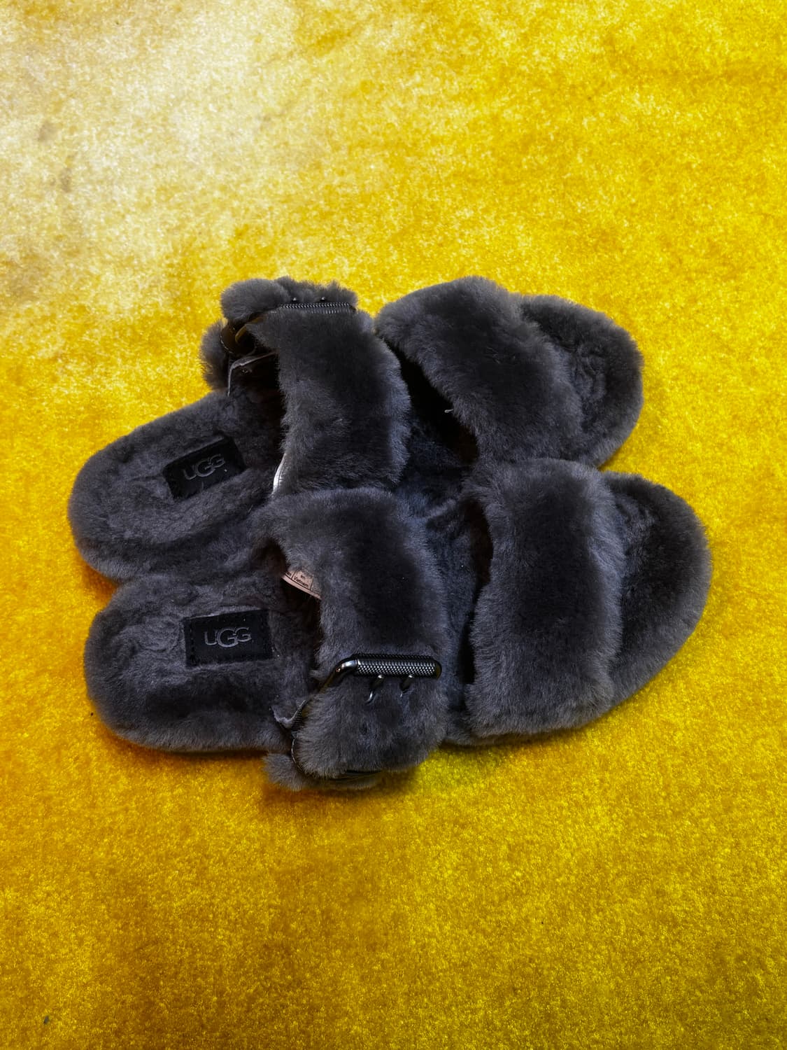 UGG Fuzz Yeah 슬리퍼  상품이미지2