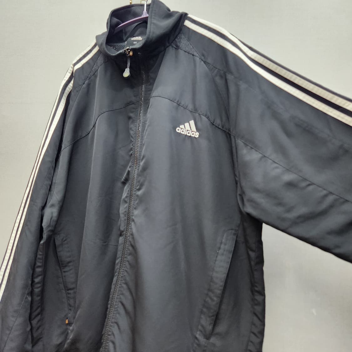 아디다스 삼선 로고 바람막이 2XL 상품이미지2
