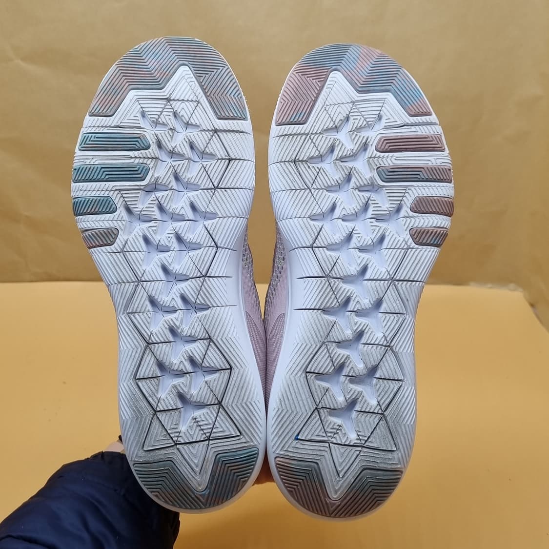 나이키 플렉스 TR7 여성런닝화230. 상품이미지3