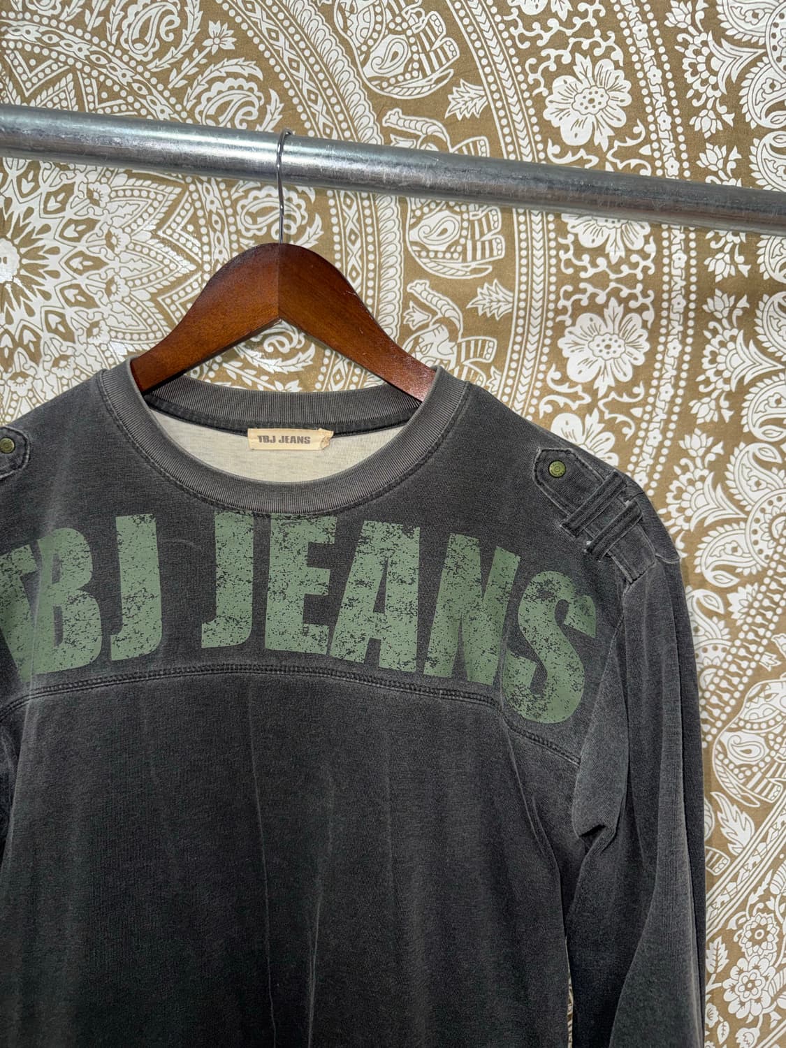 TBJ 빈티지 피그먼트 프린팅 롱슬리브  상품이미지3