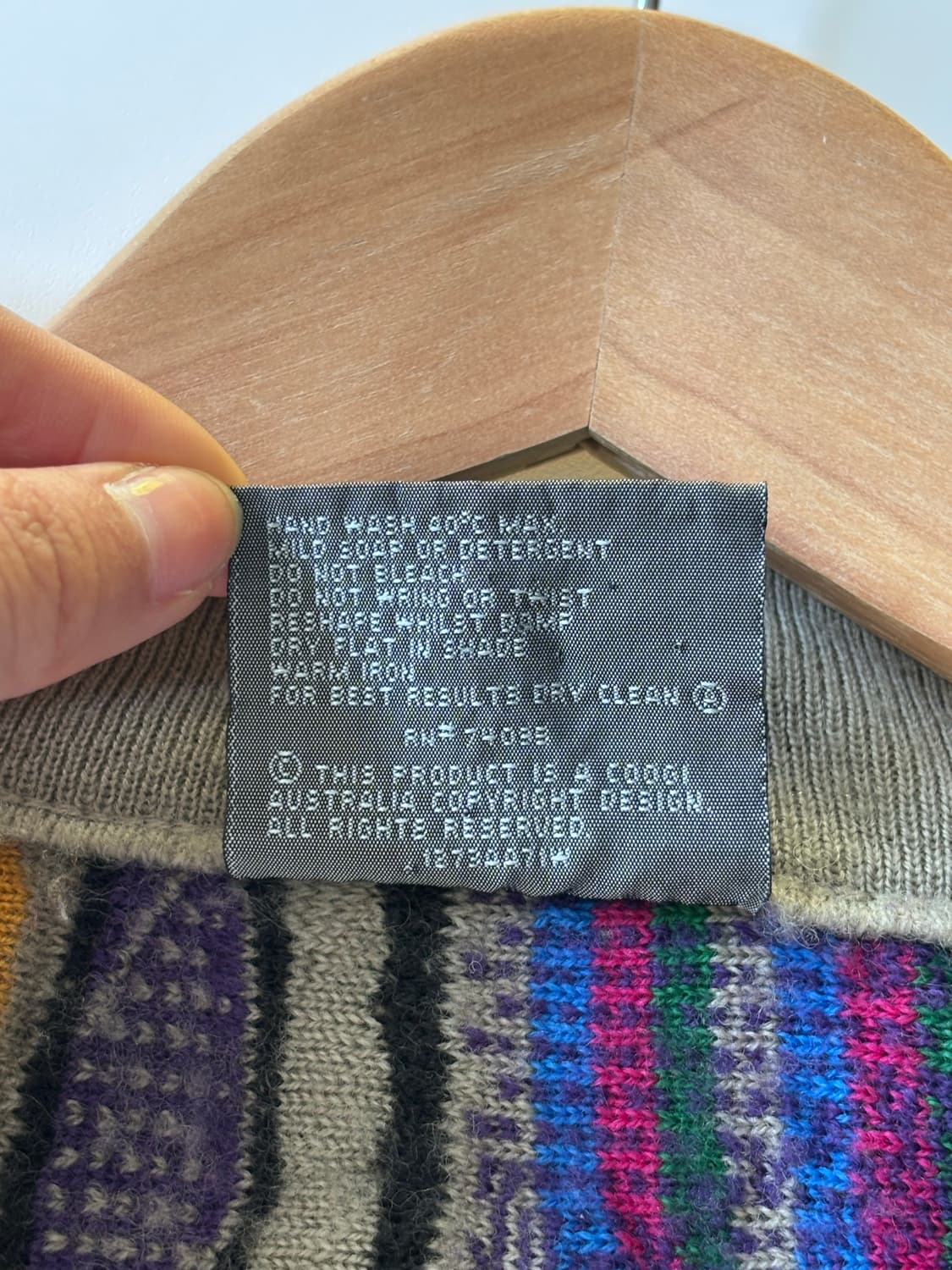 Coogi 쿠지 멀티컬러 케이블 브이넥 니트 가디건 상품이미지5