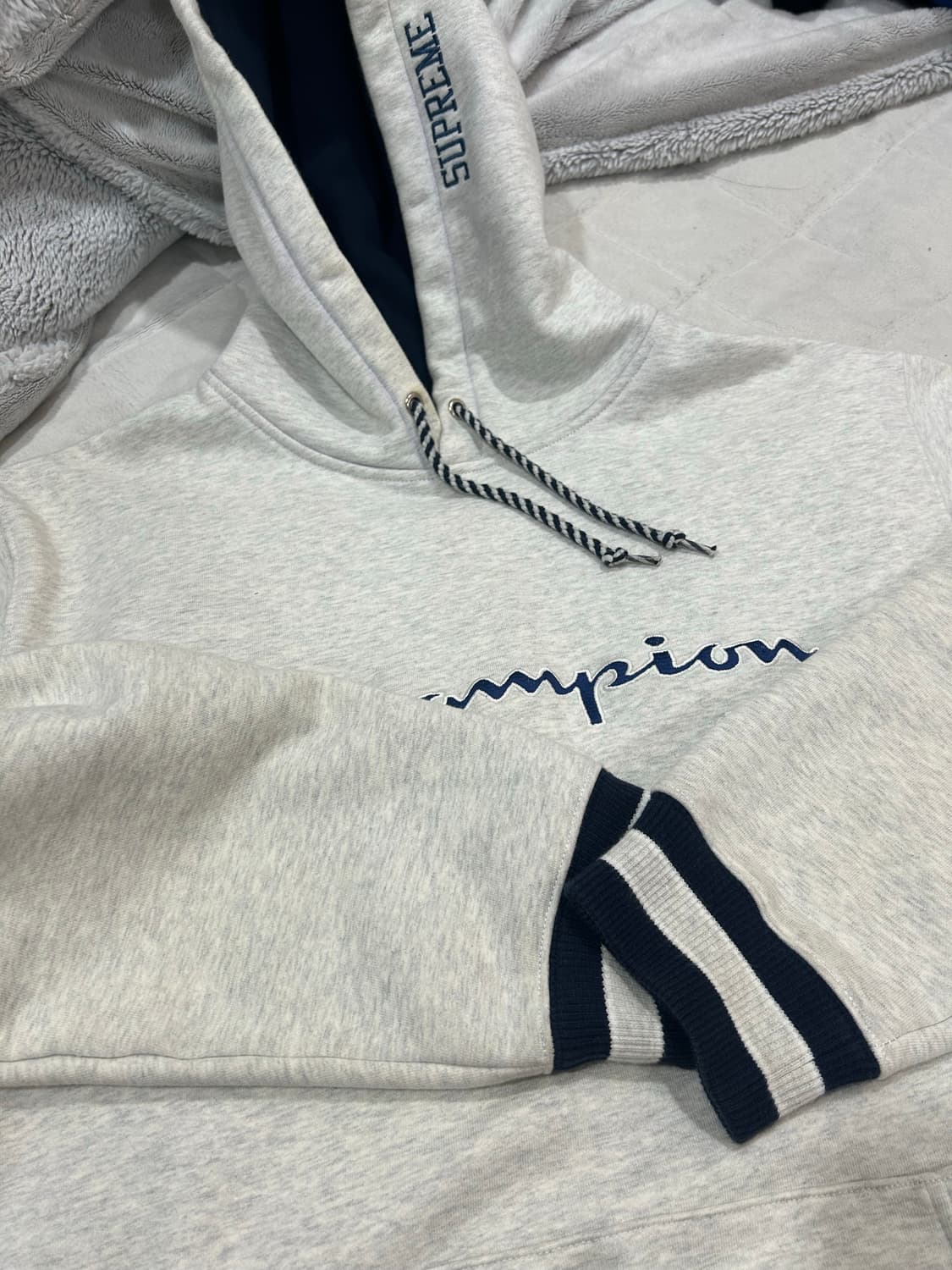 챔피온x슈프림 리버스위브 후드 상품이미지2