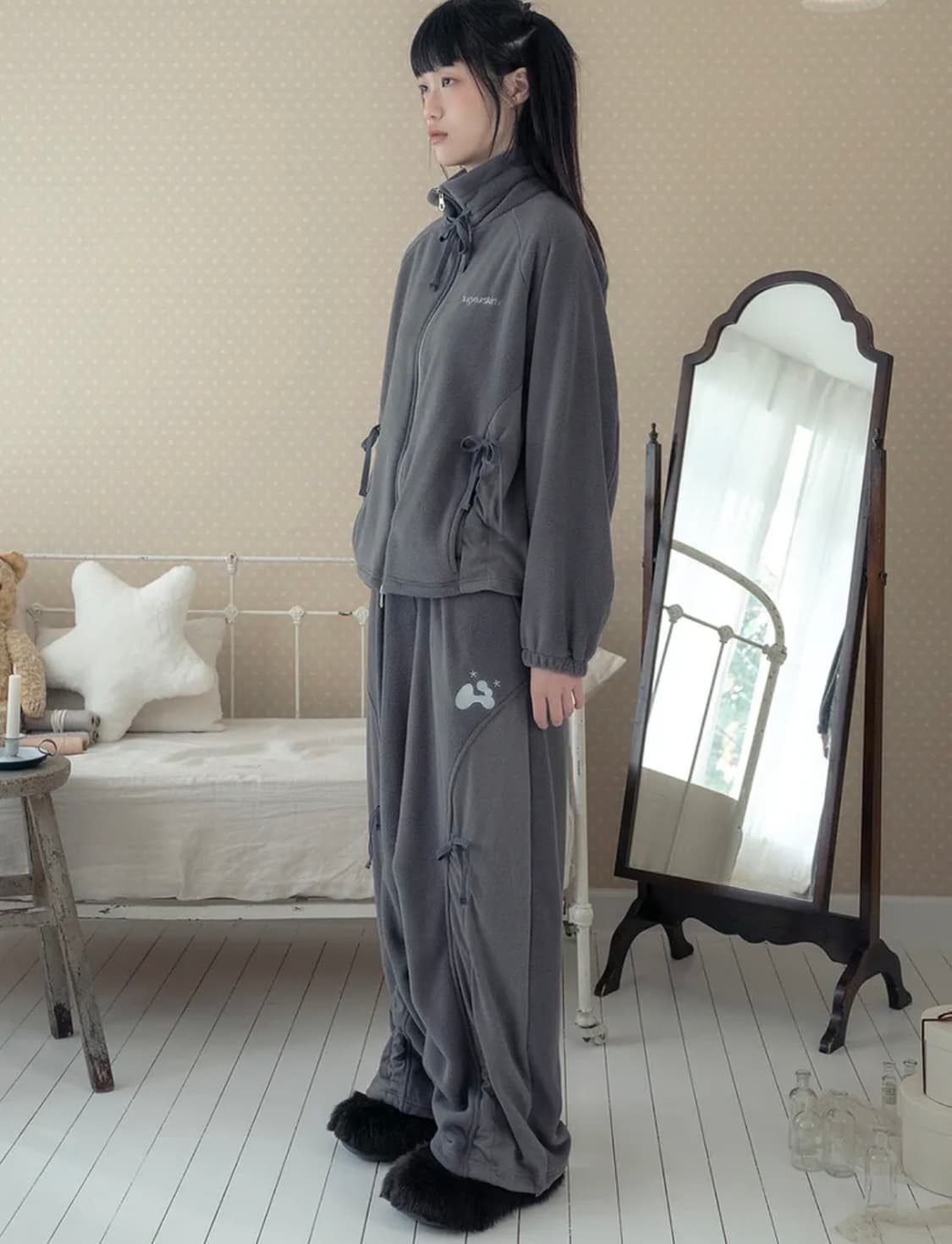 허그유어스킨 드로우 스트링 플리스 셋업 상품이미지1