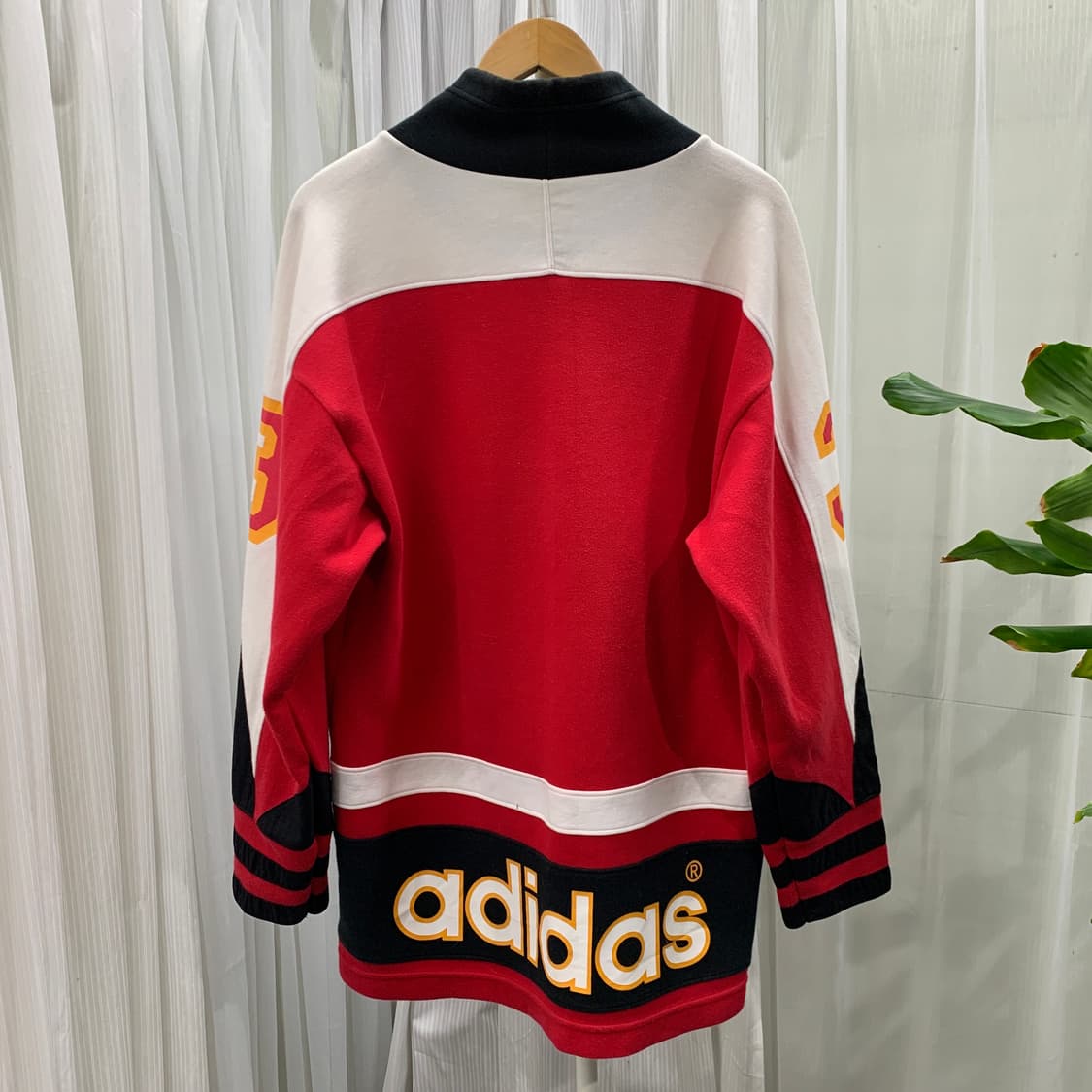아디다스 90's 빈티지 트레포일 빅로고 스웨트셔츠 1720 상품이미지2
