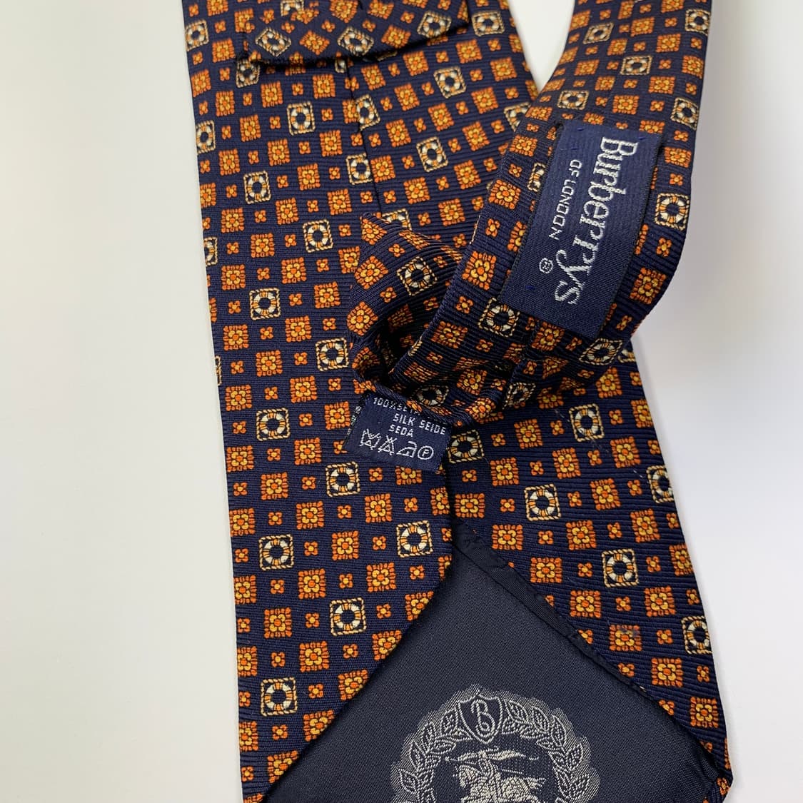 버버리(BURBERRY) 기하학적패턴 클래식 명품넥타이 A+등급 상품이미지7