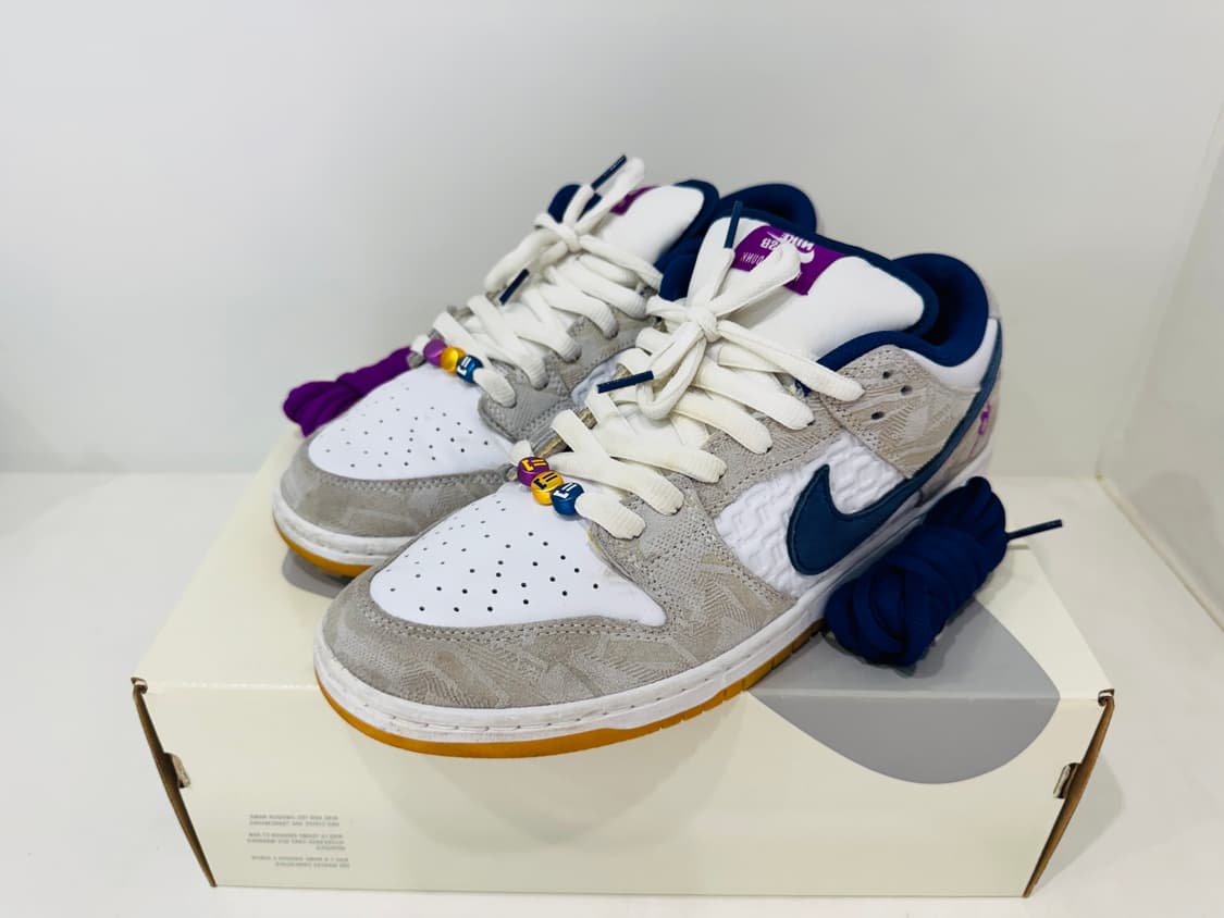 [290] 나이키 SB 덩크 로우 레이사 릴 퓨어 플래티넘 비비드 퍼플 상품이미지1