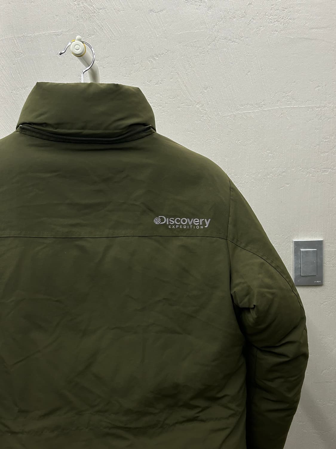 디스커버리 익스페디션(Discovery) 카키 패딩 자켓 상품이미지5