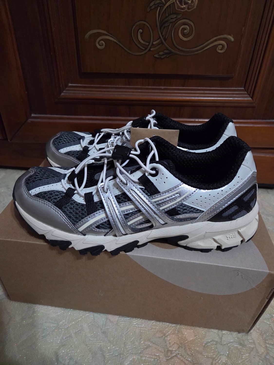 아식스 젤소노마 15-50 스틸그레이 퓨어실버 상품이미지4