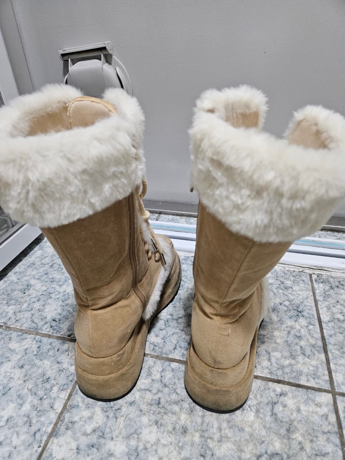 당일배송) 루루서울 윈터 엔젤 퍼 부츠 230 상품이미지3