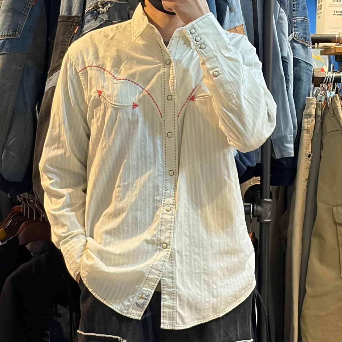 [NO.9] VTG 화이트 자수 셔츠 상품이미지3