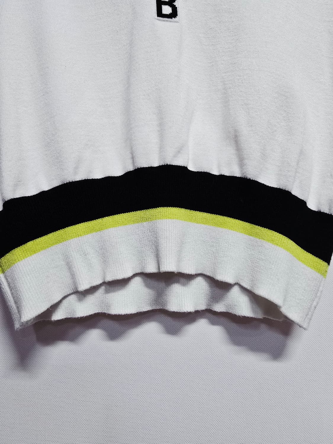 에고이스트 화이트 V넥 니트 조끼 상품이미지4