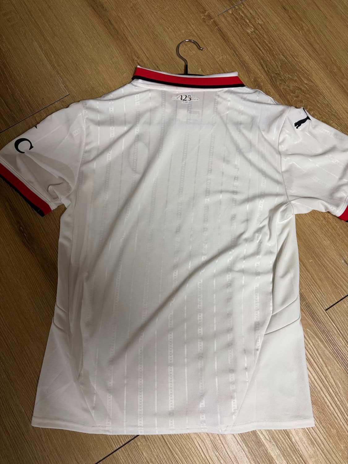 푸마 AC 밀란 2024/25 어웨이 저지 화이트 (논 마킹 버전) 상품이미지3