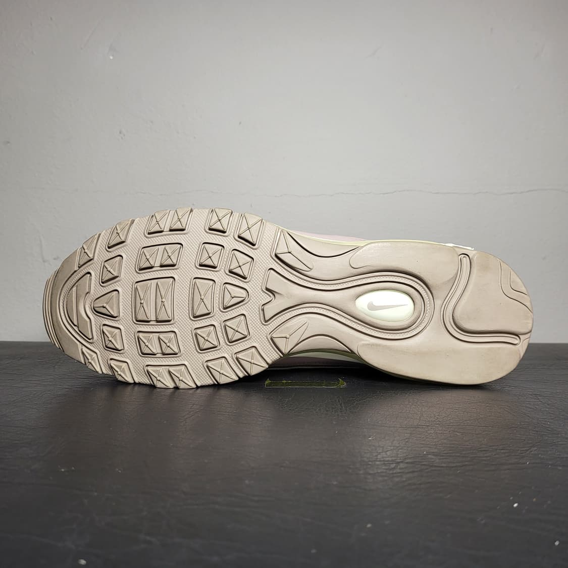 나이키 운동화 300m 상품이미지9