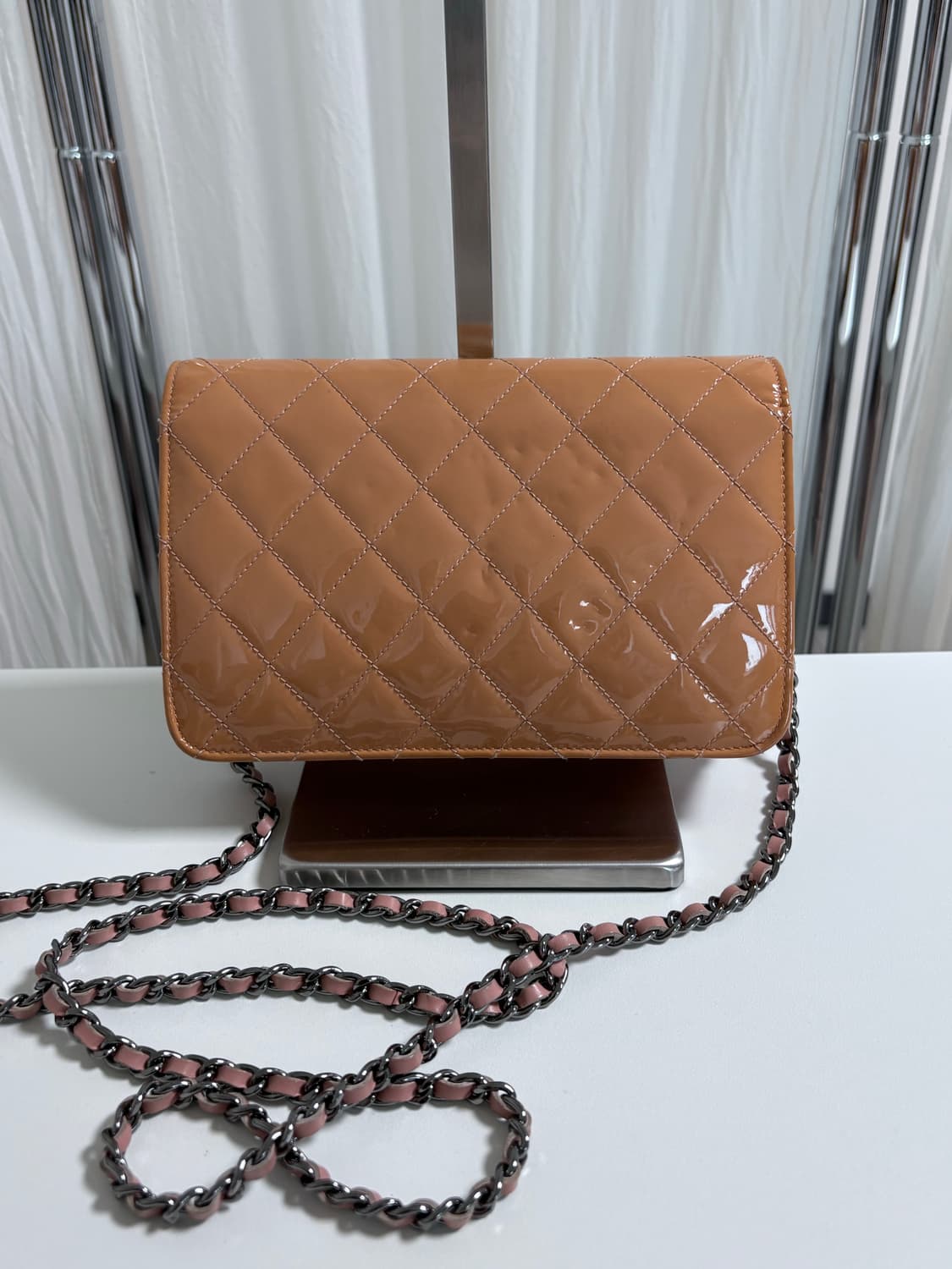 샤넬 페이던트 woc 크로스백 상품이미지3