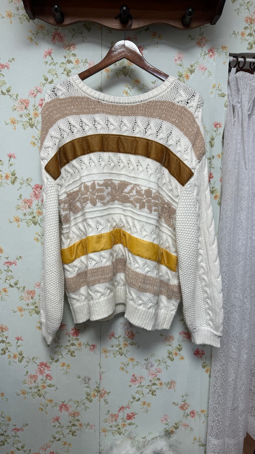 배색 오버핏 니트 상품이미지1