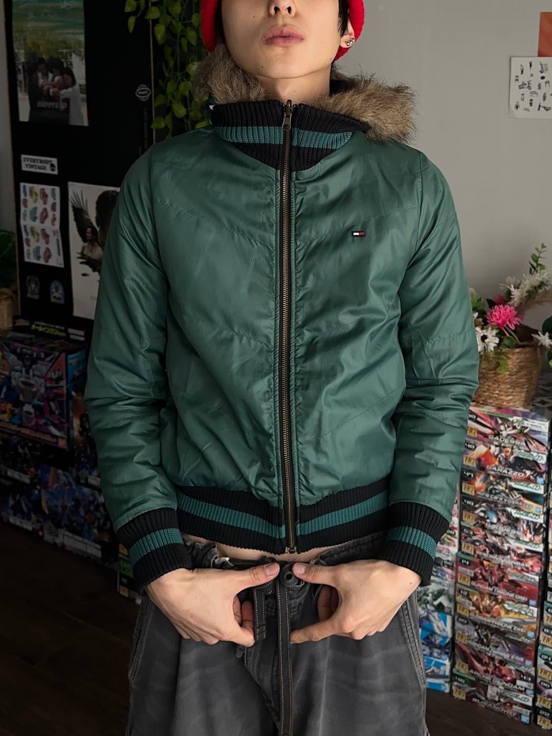 Tommy Hilfiger 리버서블 퍼 크롭 푸퍼 상품이미지5