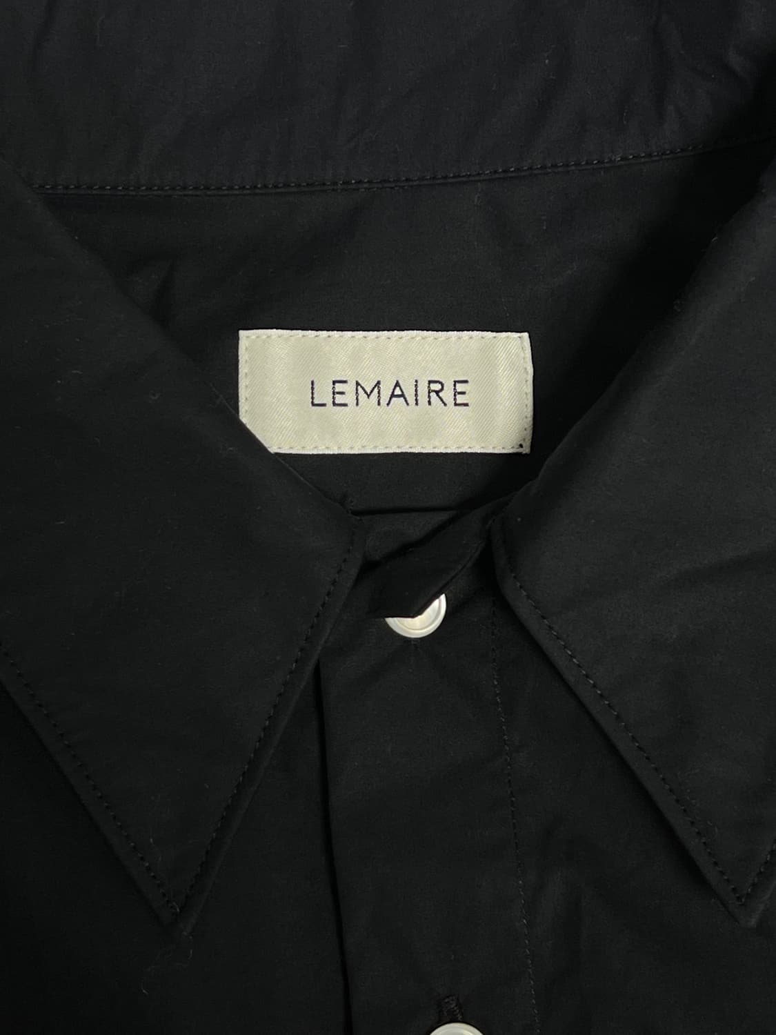 르메르 23ss 트위스트 셔츠 블랙 48 상품이미지5