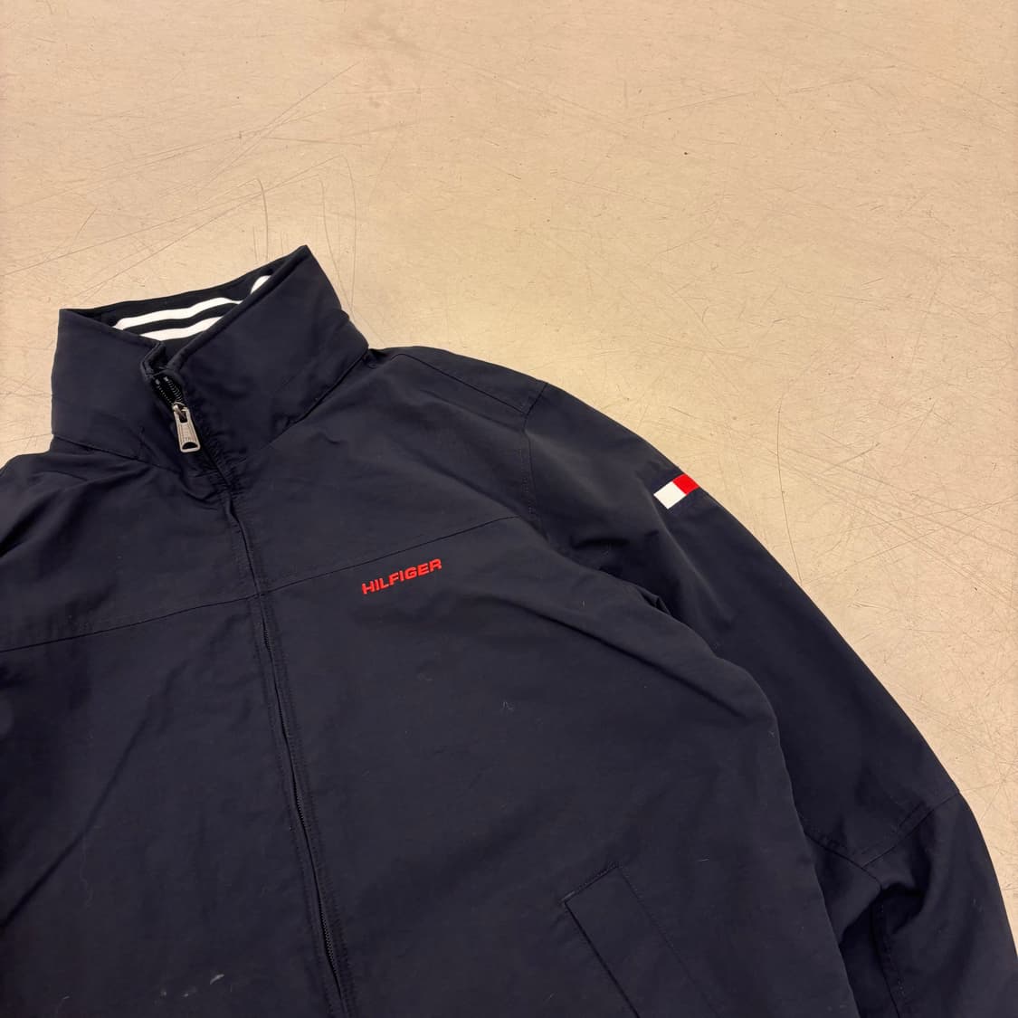타미 힐피거 네이비 스몰로고 블루종 자켓 상품이미지2