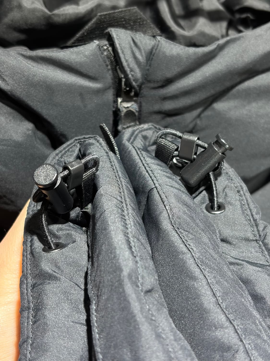 L 아디다스 삼선로고 블랙 후디 패딩 상품이미지5