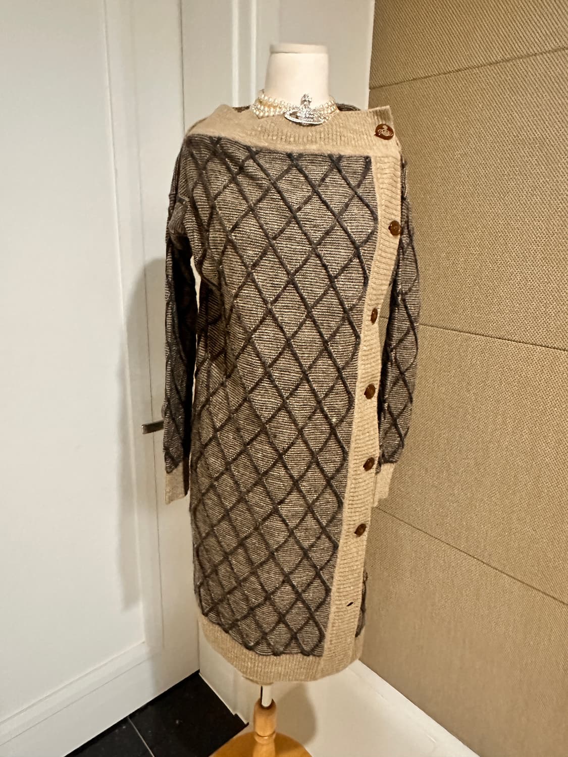 비비안웨스트우드 아가일 orb버튼가디건 원피스 상품이미지1