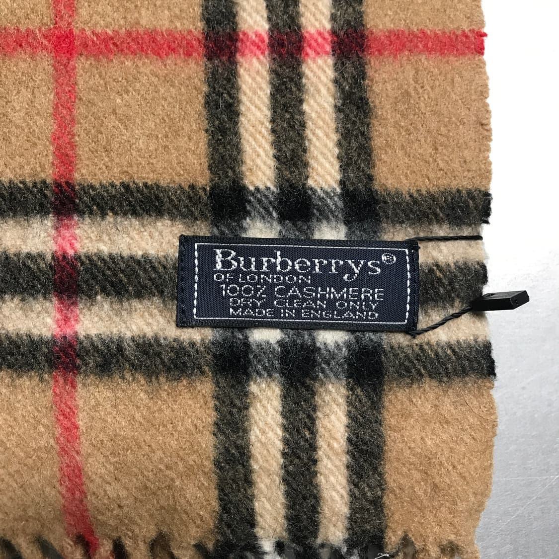 버버리 정품 캐시미어 머플러 베이지 상품이미지4