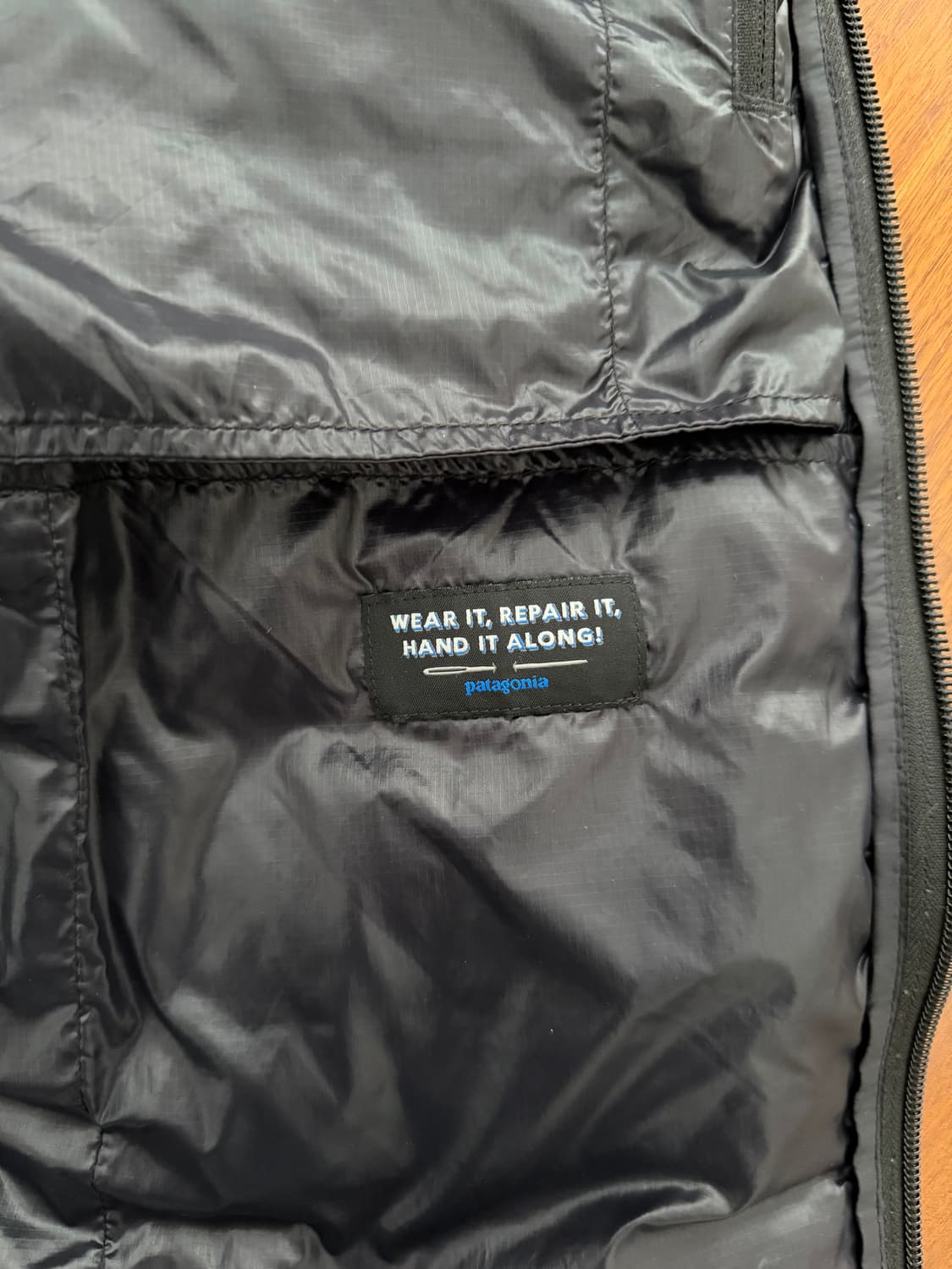 [L] 파타고니아 푸퍼 베스트 블랙 상품이미지6