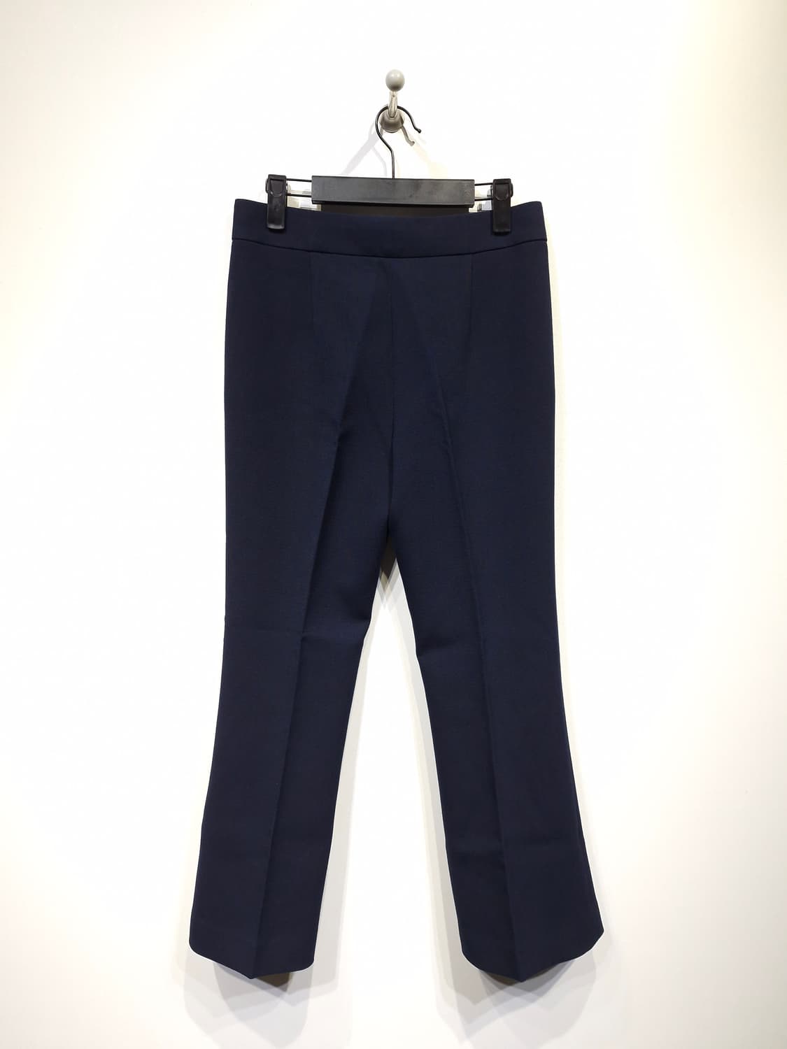 [새상품]얼바닉30 플레어 슬랙스 네이비 상품이미지2