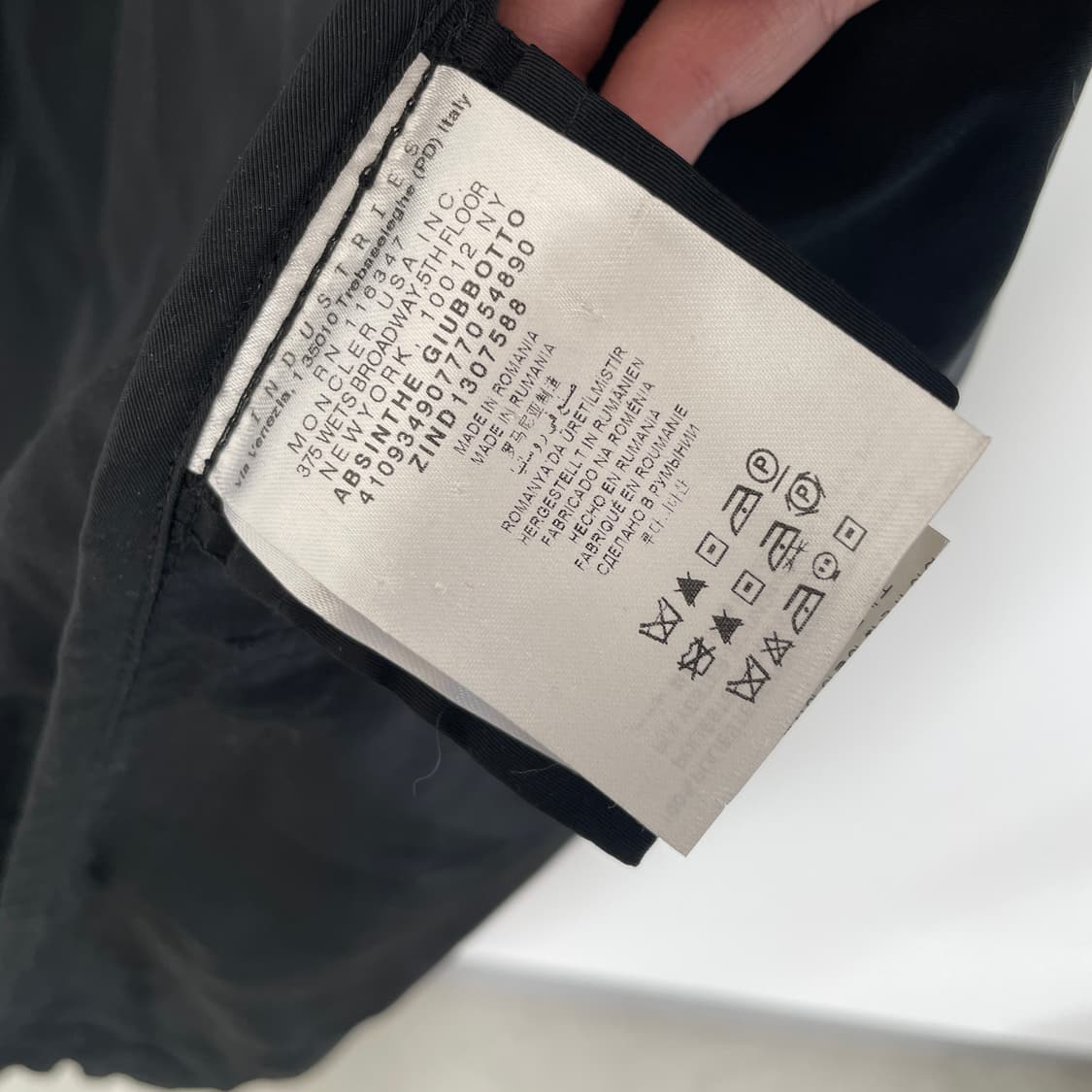 몽클레어 ABSINTHE 블랙 유틸리티 자켓 상품이미지9