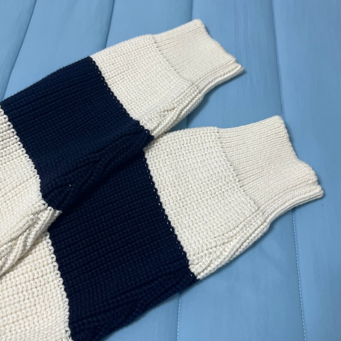 셀린느 스트라이프 리브드 울 로고니트 상품이미지4