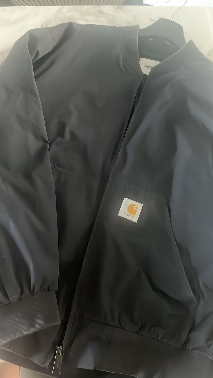 칼하트 WIP 액티브 봄버 자켓(나일론) 블랙 상품이미지2