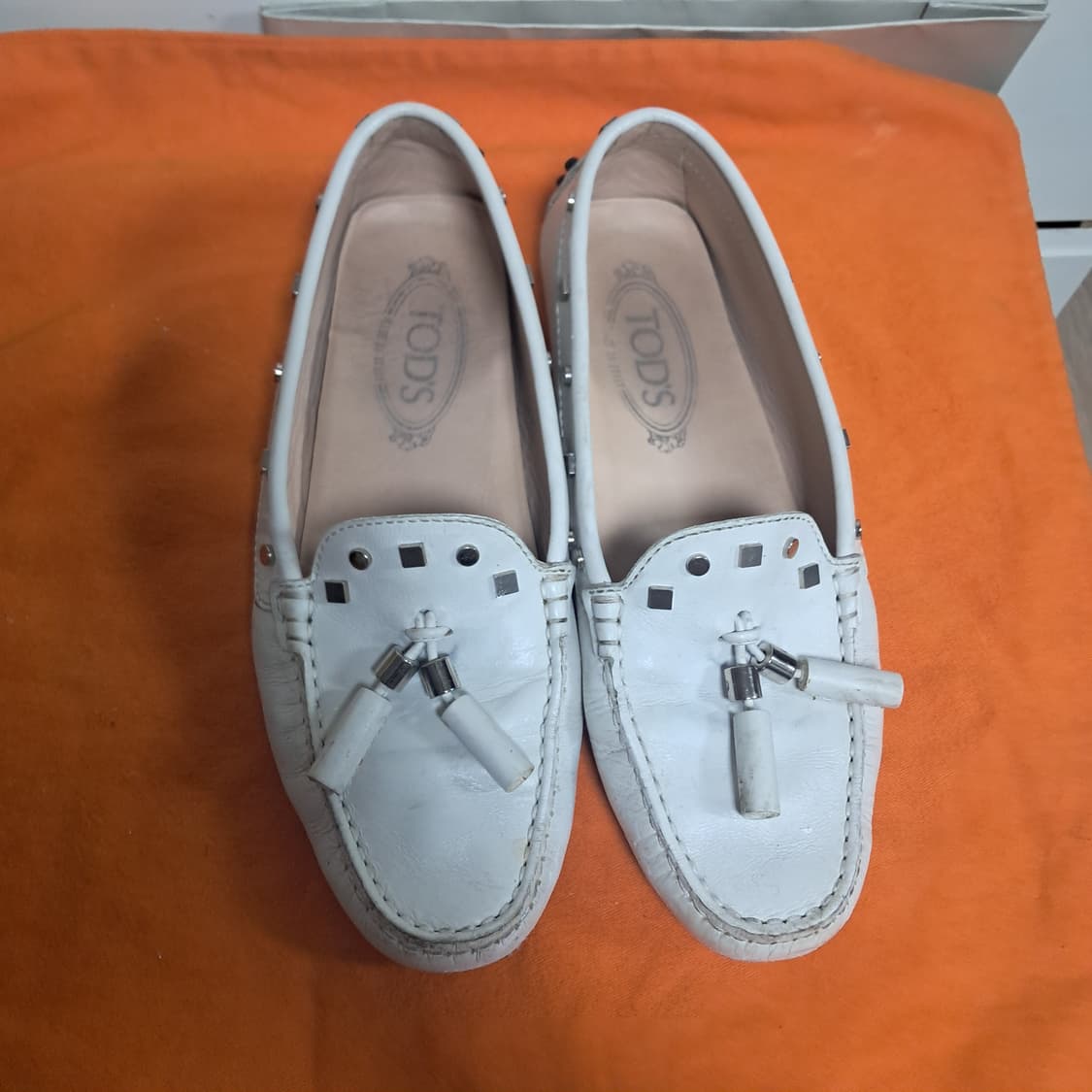 토즈 여성 로퍼 드라이빙슈즈 37.5 (약245) 상품이미지1