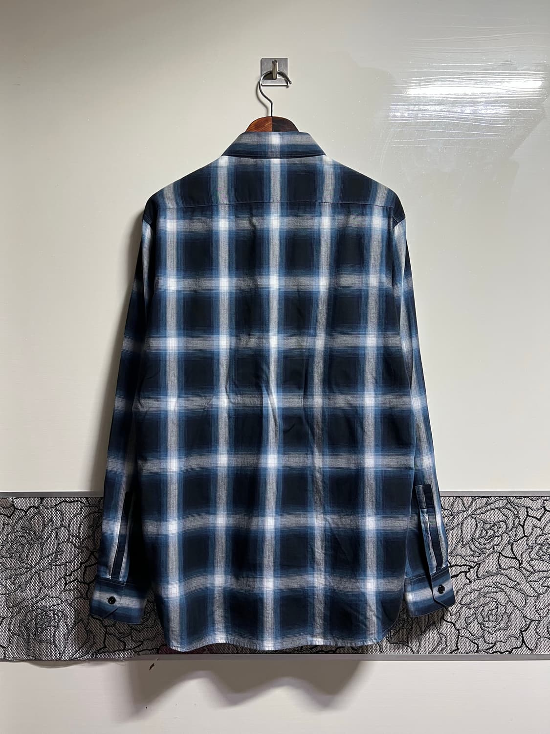 생로랑 블루 체크셔츠 상품이미지4