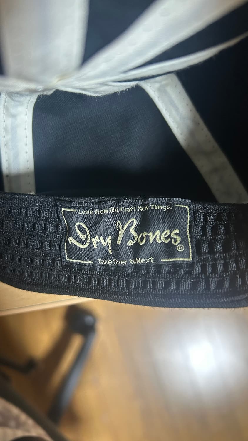 드라이 본즈 모자 상품이미지2