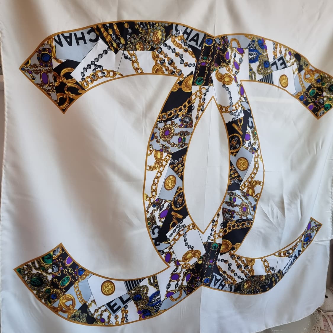 샤넬 로고 스카프 상품이미지2