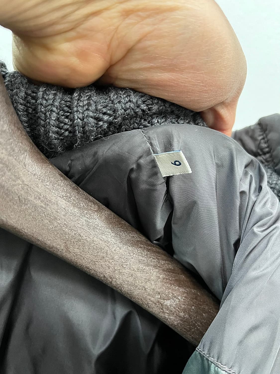 110) 몽클레어 다운 후드패딩 상품이미지9