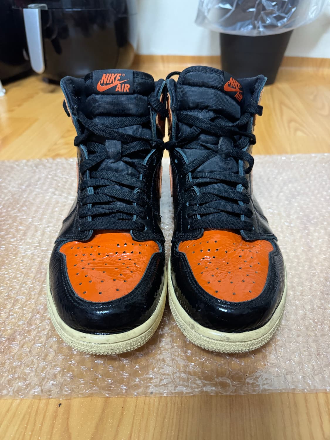 조던 1 쉐터드 백보드 3.0 상품이미지1