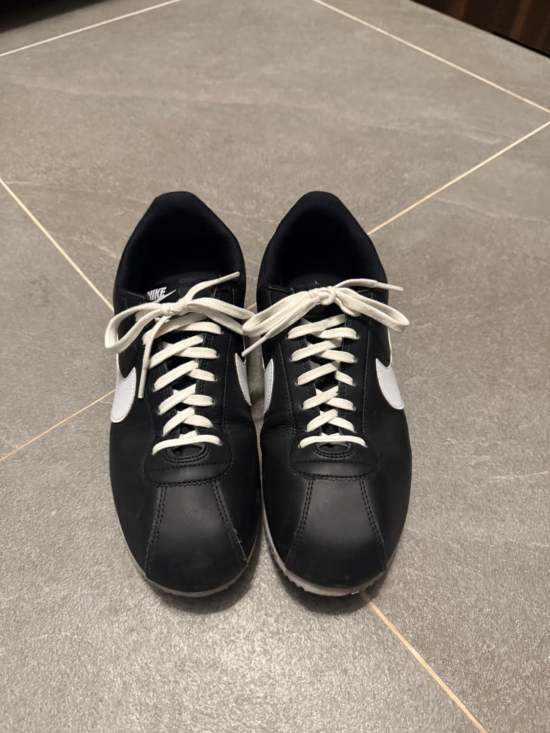 나이키 코르테즈 검흰레더 285 상품이미지3