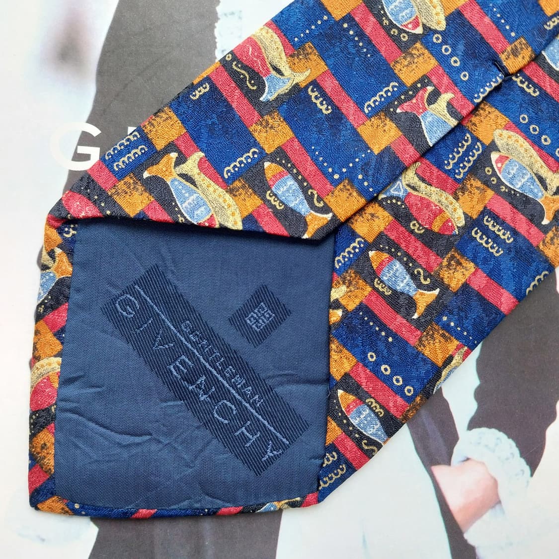 지방시 실크 블루 아트 패턴 넥타이 9.7cm A+등급 K2559 상품이미지7