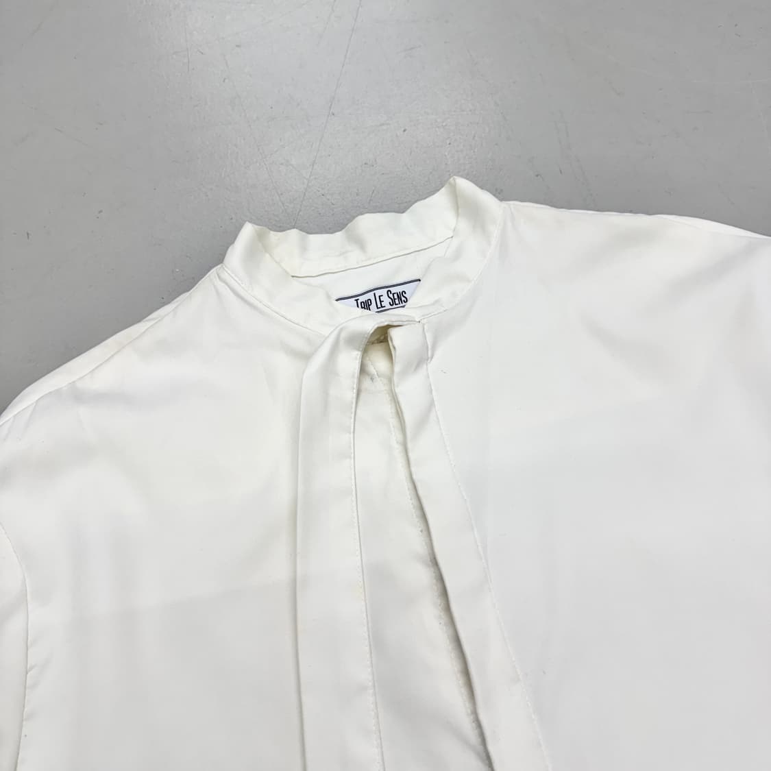 Trip le sens 미니멀 화이트 셔츠 상품이미지3