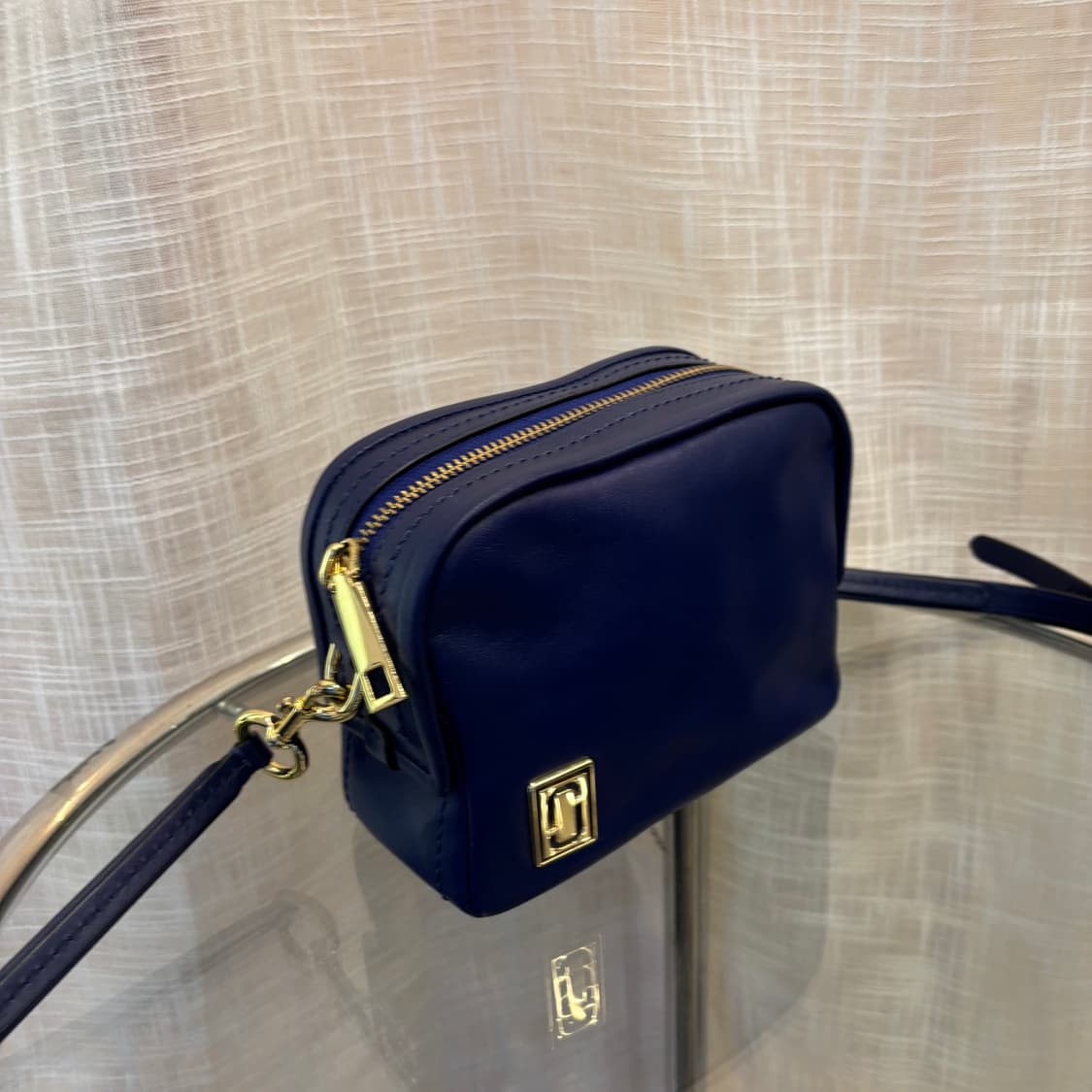 정품 마크제이콥스 카메라 크로스백 상품이미지4