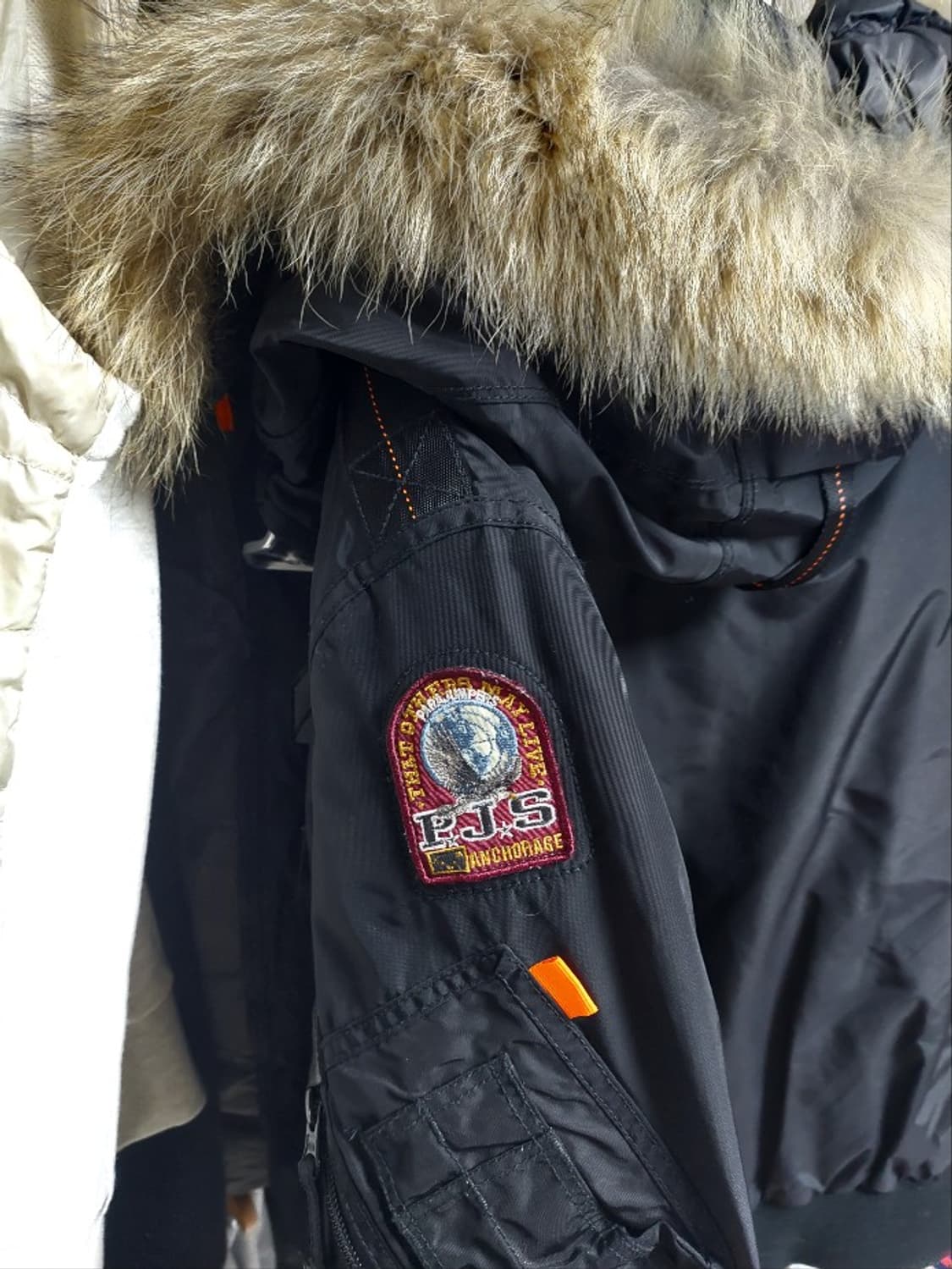 파라점퍼스 고비 블랙 패딩 점퍼 상태최상 M 상품이미지7