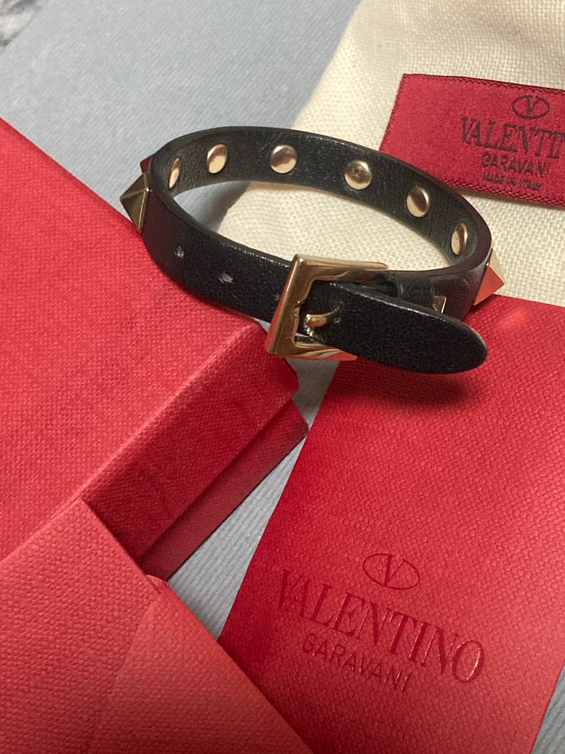 발렌티노 스터드 팔찌 상품이미지3