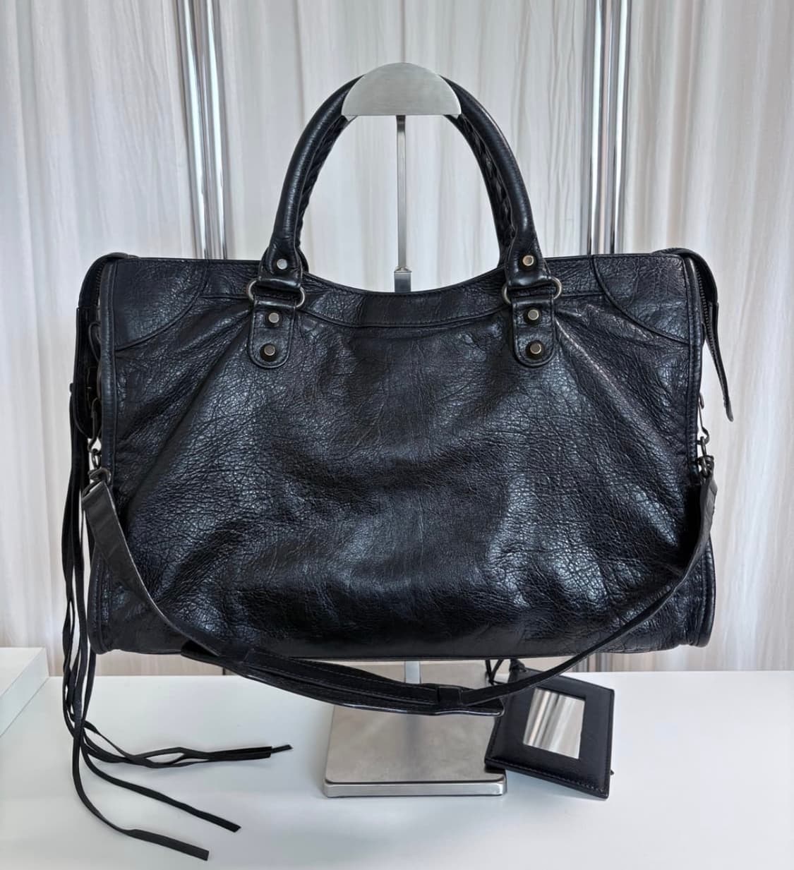 발렌시아가 모터백 정품 흑장 상품이미지3