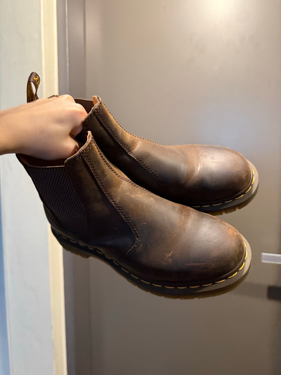 닥터마틴 첼시부츠 크레이지호스 다크브라운 상품이미지8