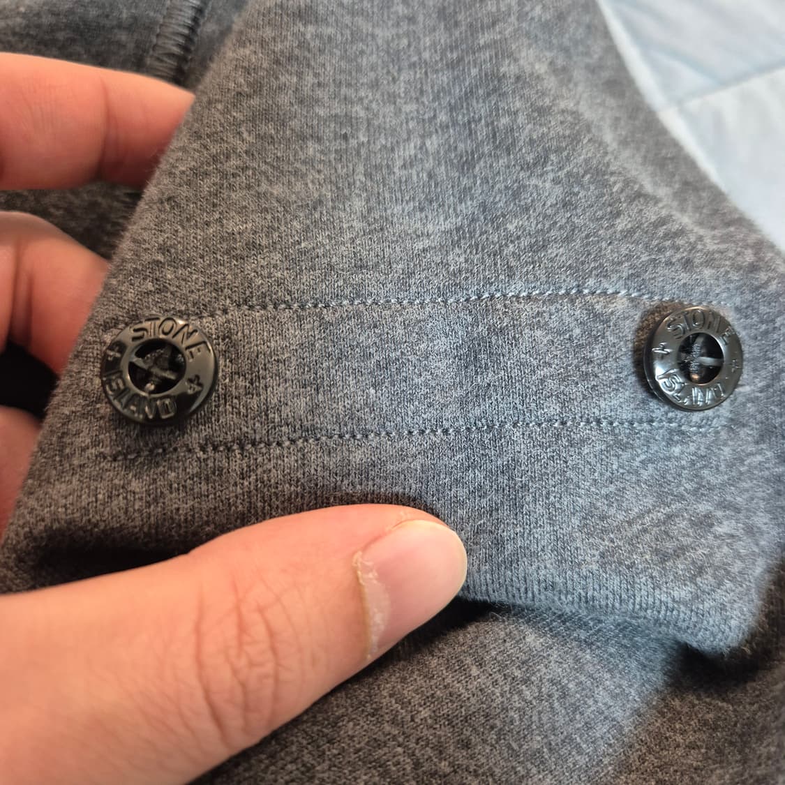 스톤아일랜드 맨투맨 레어템 vom67 신품급 상품이미지5