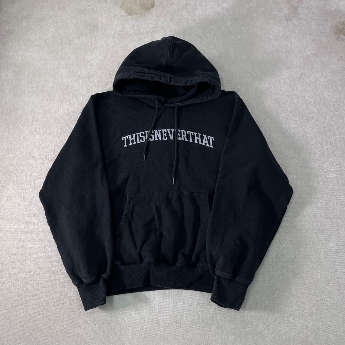 100 디스이즈네버댓 빅로고 후드티 상품이미지1