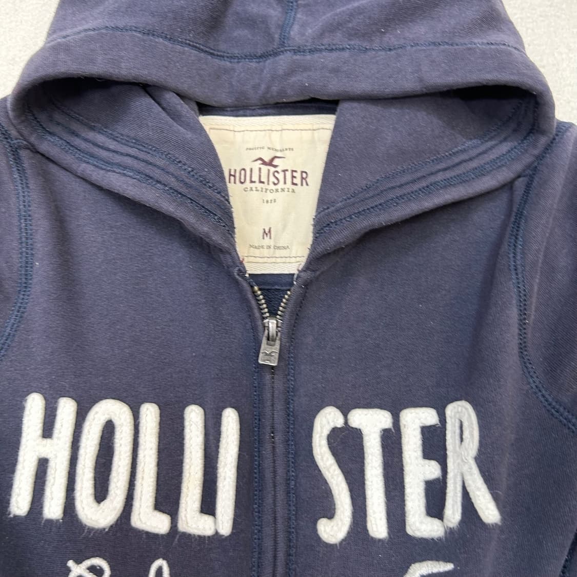 Hollister navy hood zip-up 상품이미지6