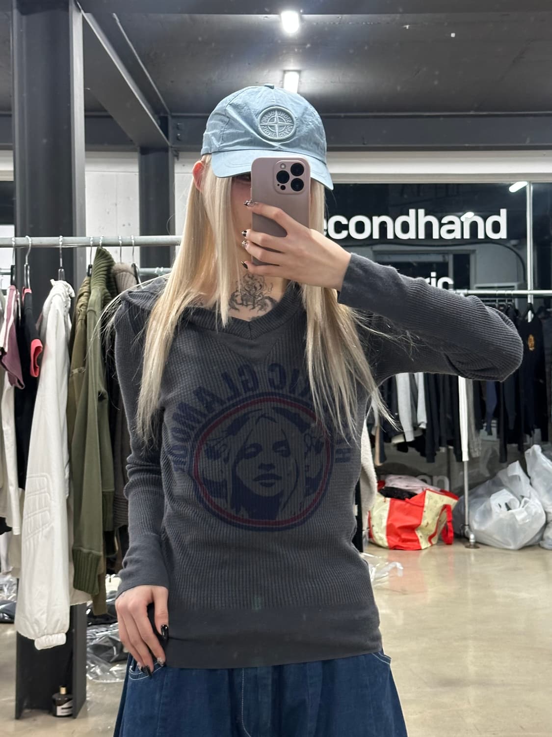 히스테릭 글래머 라운드  히스걸 그래픽 후드 긴팔 슬리브 상품이미지1