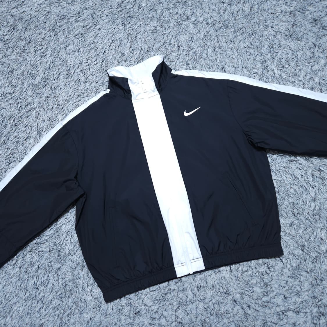 나이키) L 여자 리펠에센셜 윈드러너 바람막이자켓 / 왕눈이샵 상품이미지2