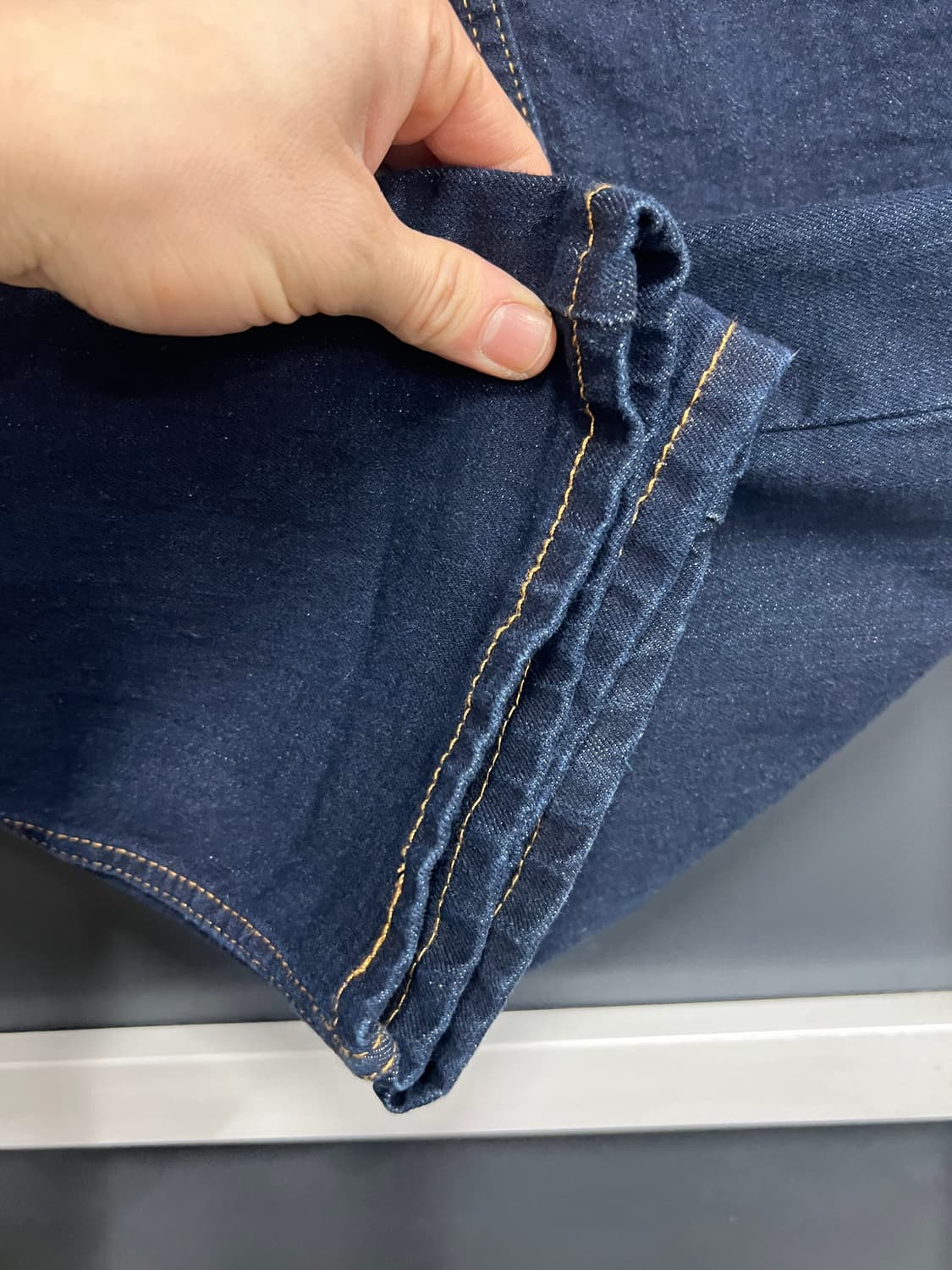 Levis 리바이스 505 레귤러 스트레이트 인디고 생지 데님 팬츠 상품이미지5